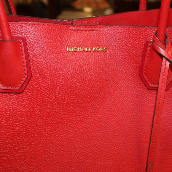 Lipstick Red Michael Kors Tote Bag - Picture 5 of 13